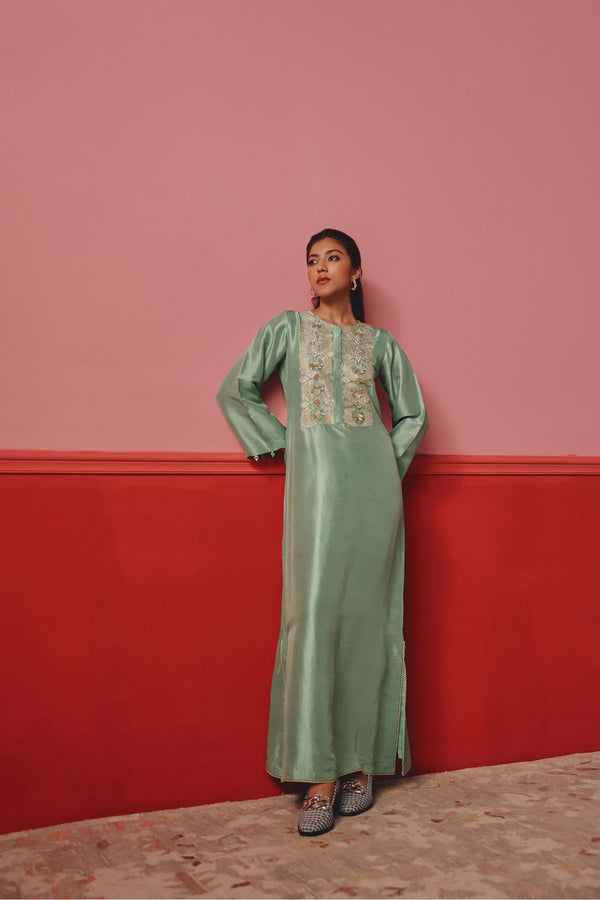 Azra Kurta Set