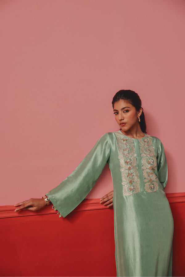 Azra Kurta Set