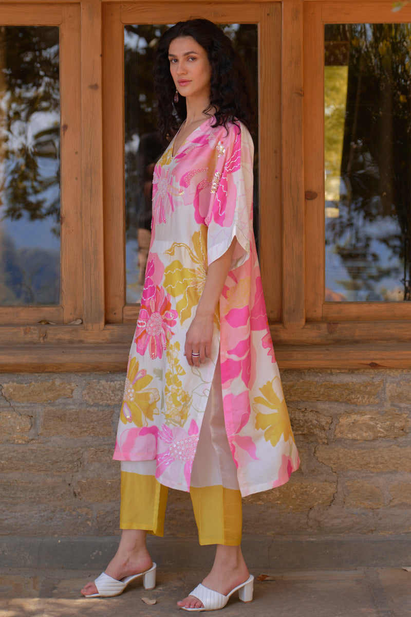 White And Pink Wildrose Tunic Set