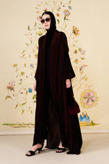 Yusriyah Abaya | Black Silk Blend Geometric Printed Abaya