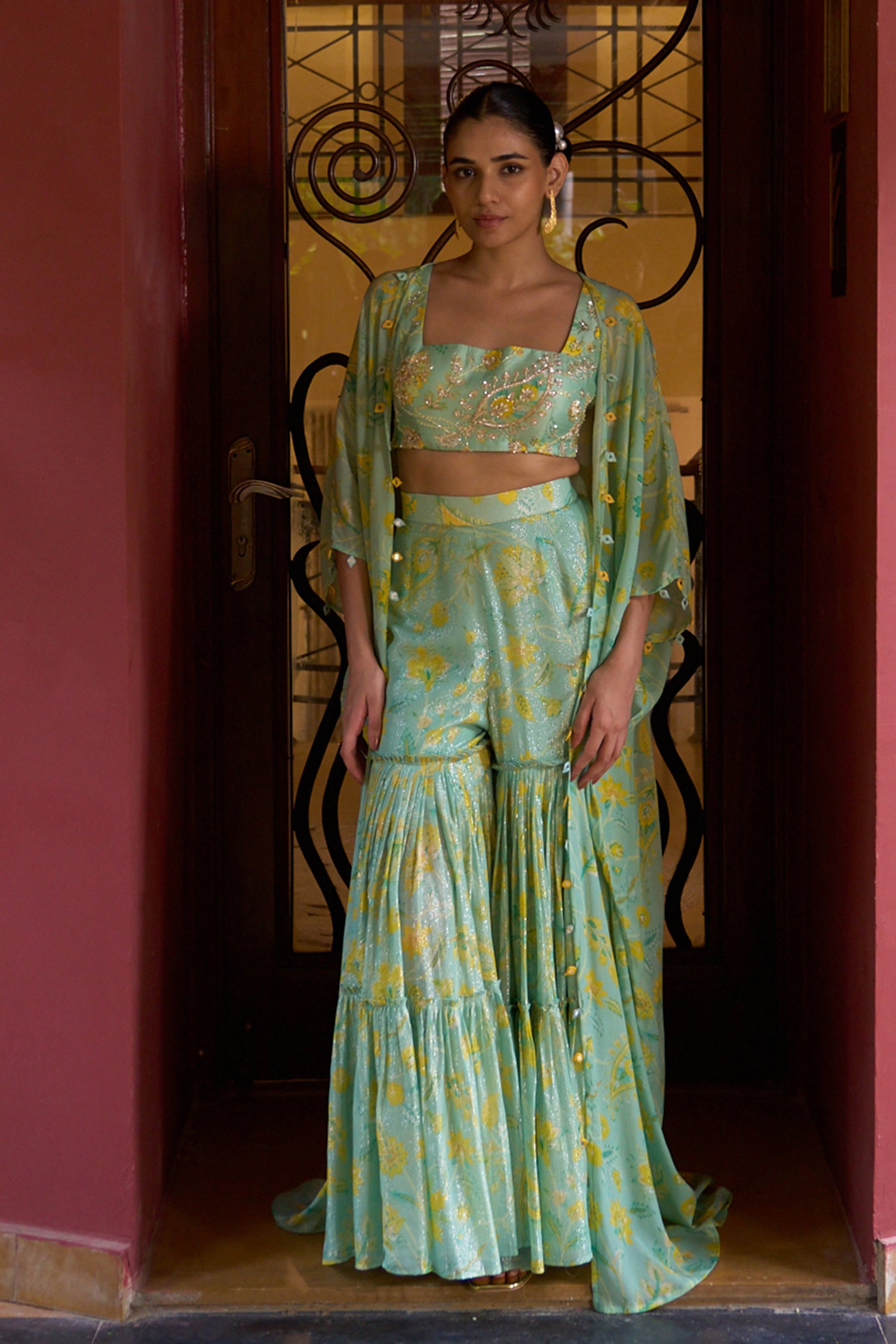 Arwa Cape Set