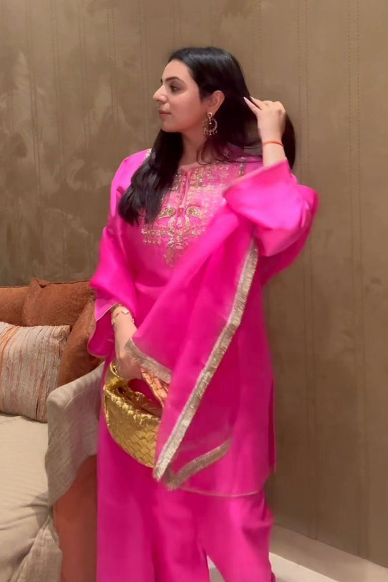 Tanya Narang in Ruse Suit Set