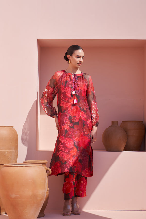 Seasonal Considerations: What to Wear in Winter vs. Summer