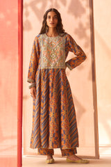 Neel Aaina Kalidaar Set | Embroidered Silk Set