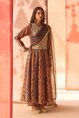 Neel Aaina Kalidaar Set | Embroidered Silk Set