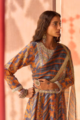 Neel Aaina Kalidaar Set | Embroidered Silk Set