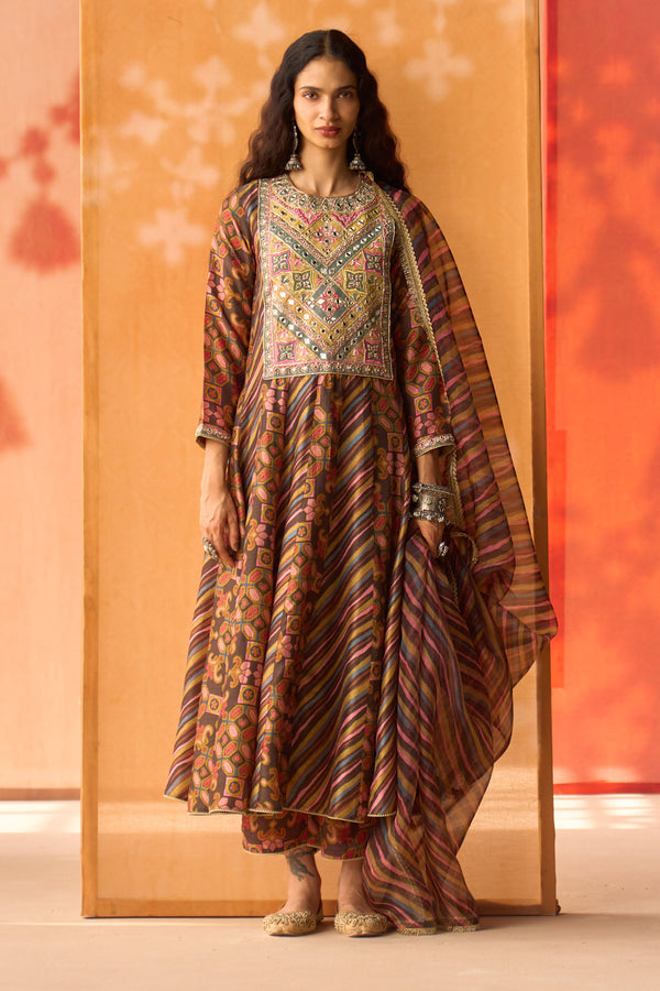 Gul Aaina Silk Kalidaar Set