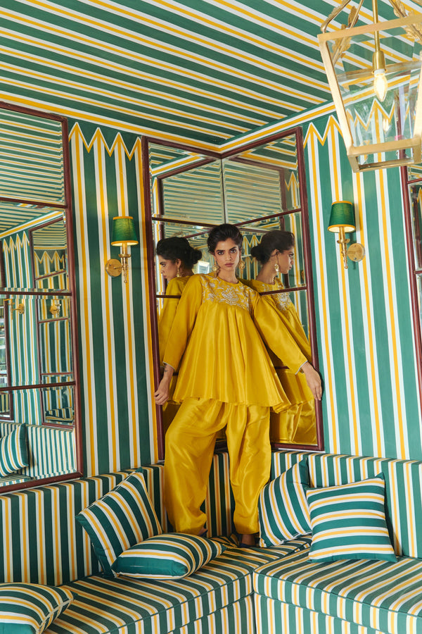 Surbhi Sethi in Twist Suit Set - RTS